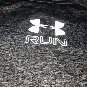 ❌sold❌ Under Armour T-Shirt